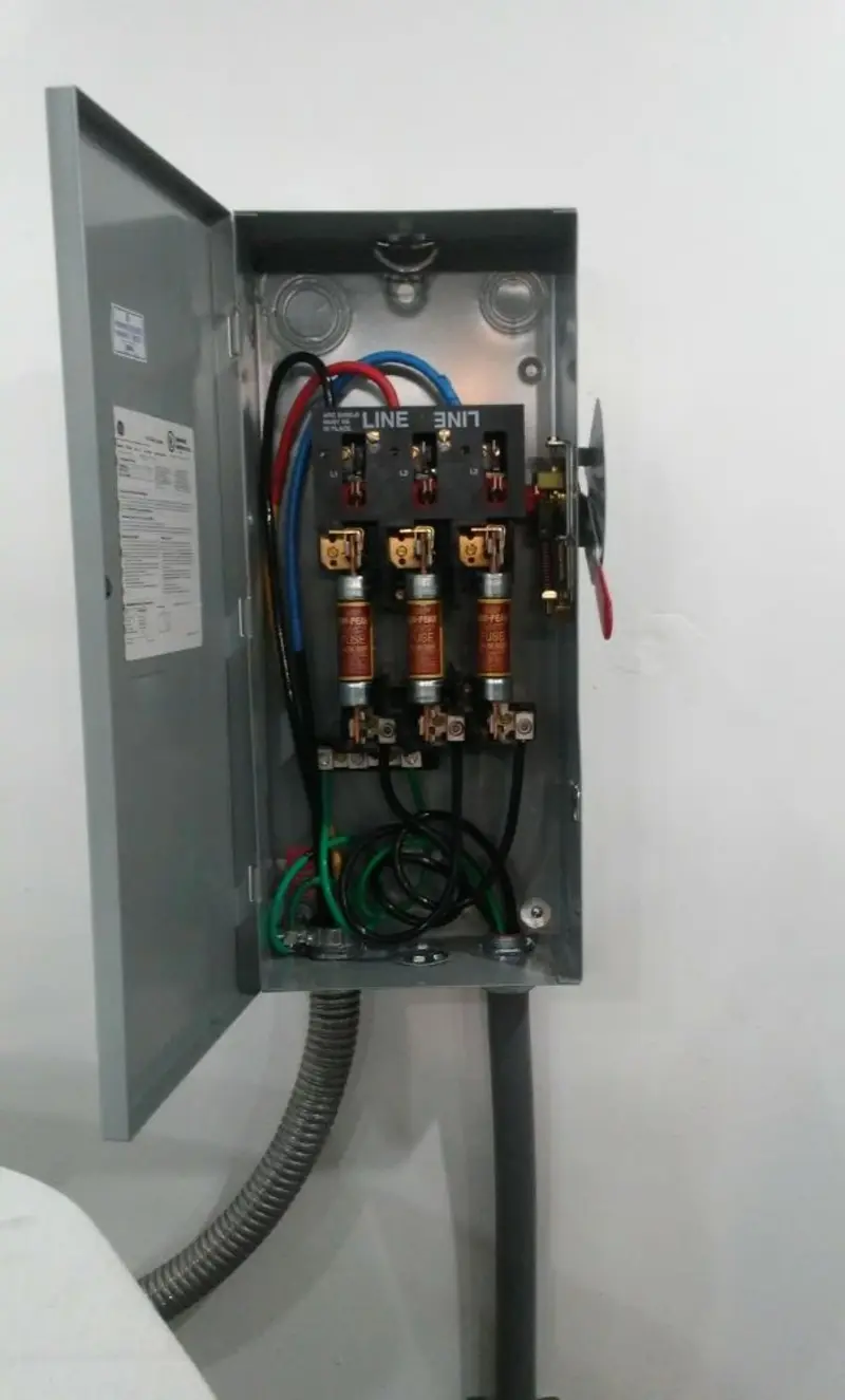 Three-phase disconnect switch installed for Electrical Wiring & Rewiring in Bergen